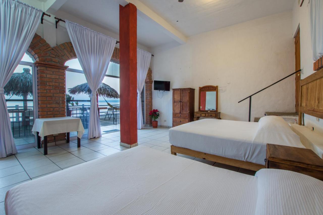 Traditional Sierra Leon Oceanfront Rooms - Adults Only Puerto Vallarta Bagian luar foto