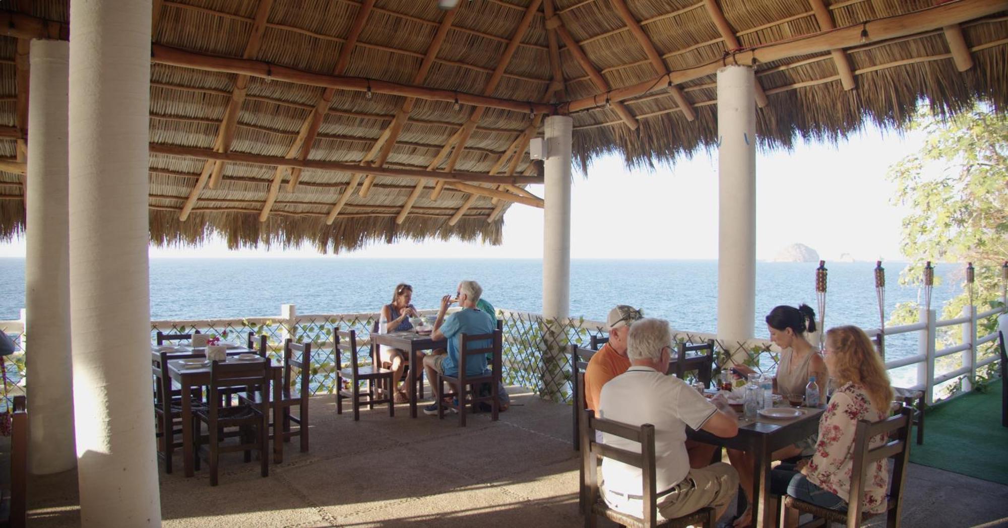 Traditional Sierra Leon Oceanfront Rooms - Adults Only Puerto Vallarta Bagian luar foto